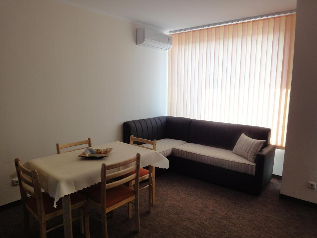 St. George Apartments Nesebar Room photo