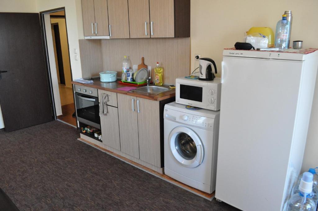 St. George Apartments Nesebar Room photo
