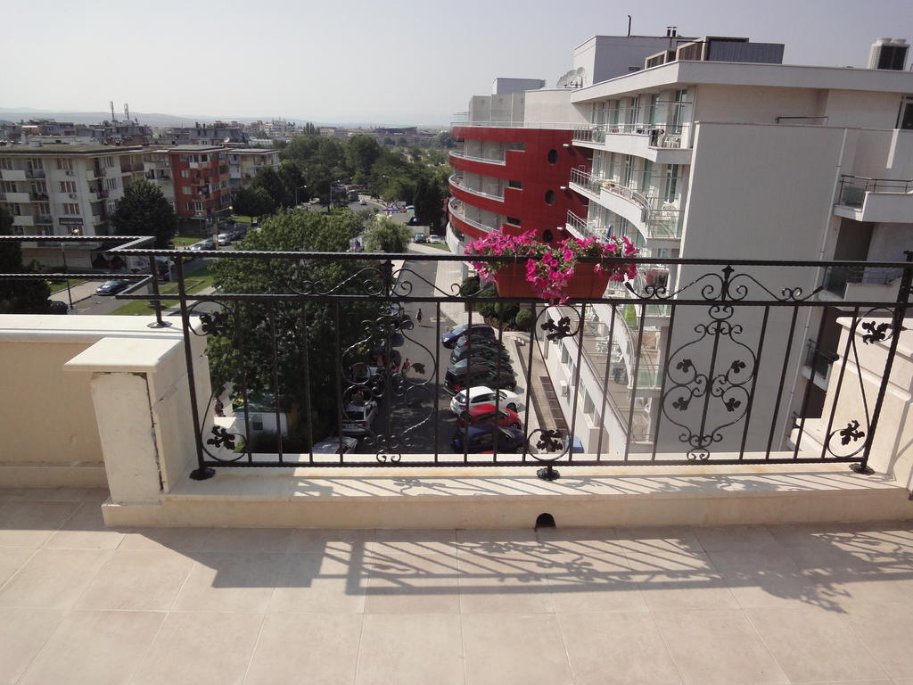 St. George Apartments Nesebar Room photo